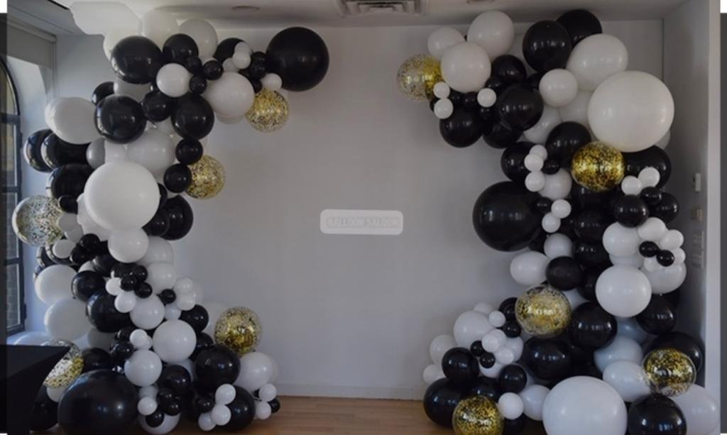 Curved Organic Balloon Arch