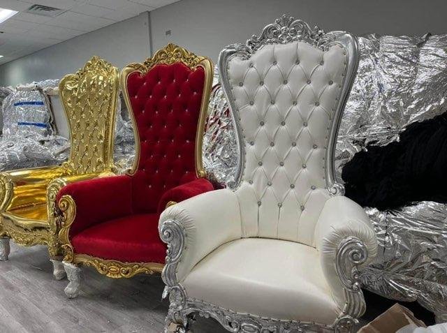 Throne chair