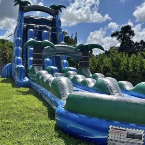 32ft blue crush Slip n Slide