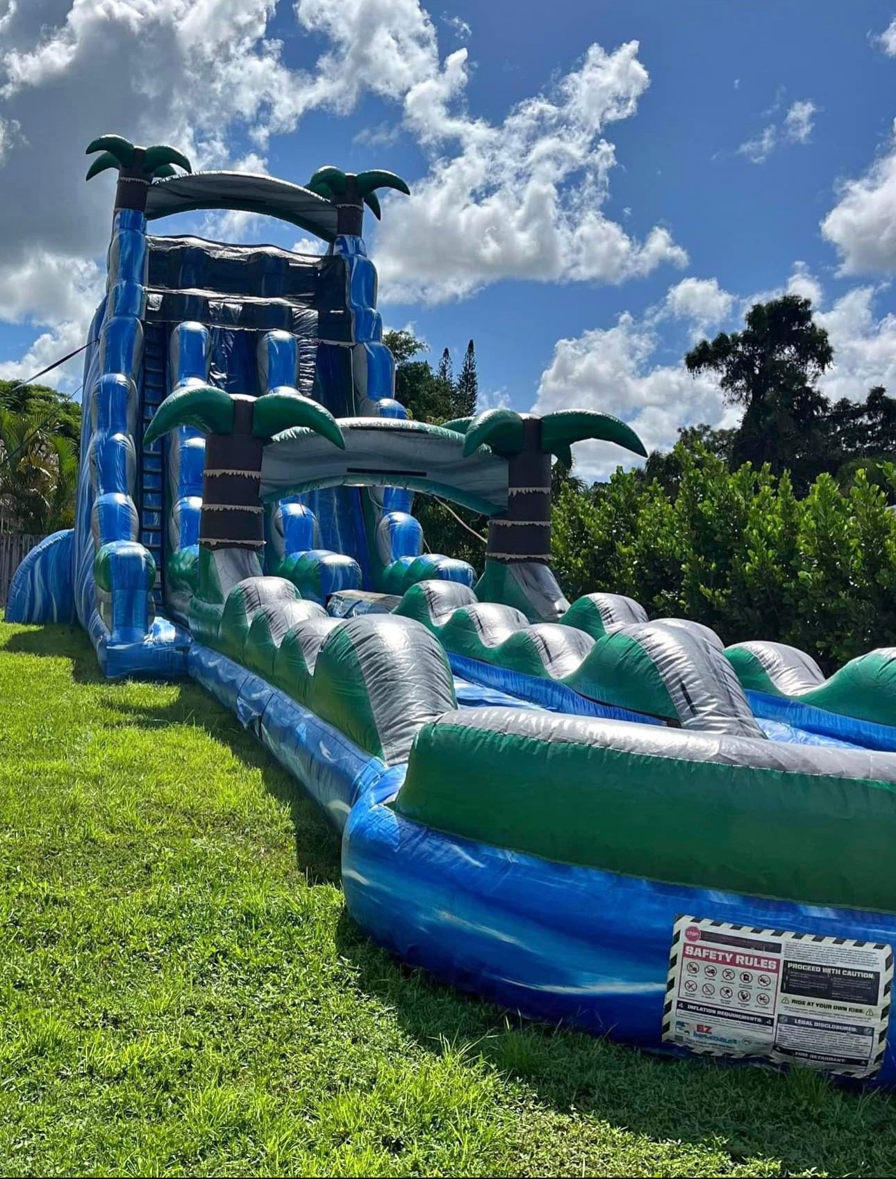 32ft blue crush Slip n Slide