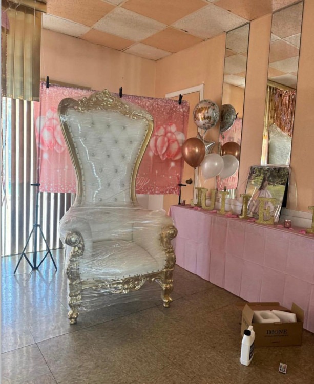 Throne Chairs